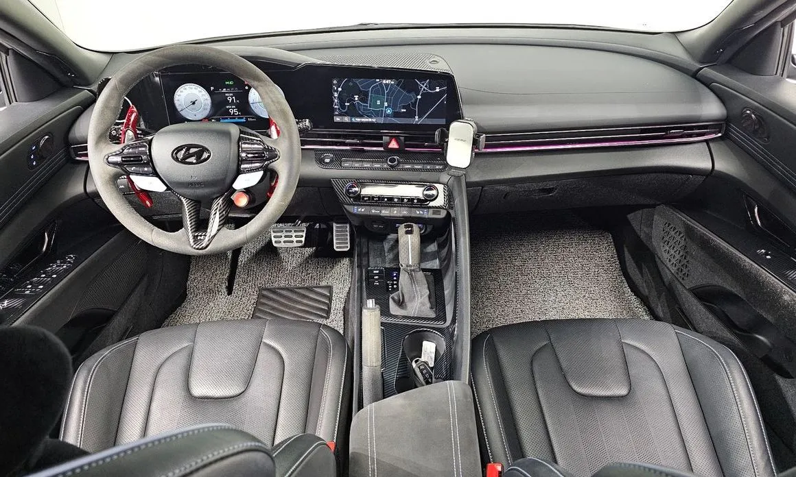 Hyundai AVANTE — фото 9