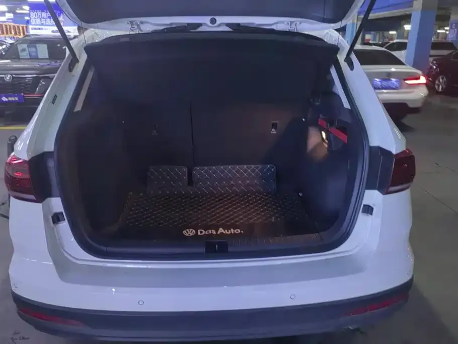 Volkswagen Tharu — фото 6