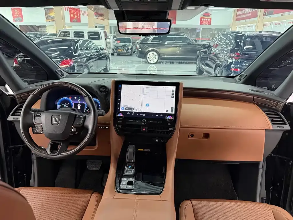 Toyota Vellfire — фото 7