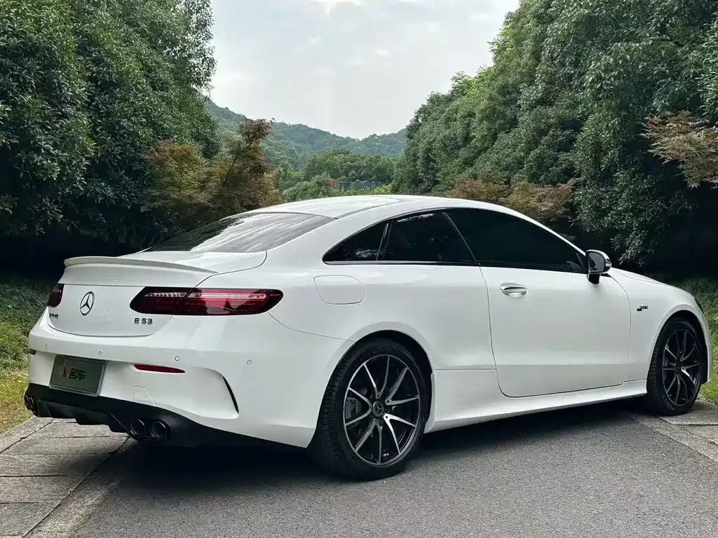 Mercedes-Benz E-Class (Import) — фото 2