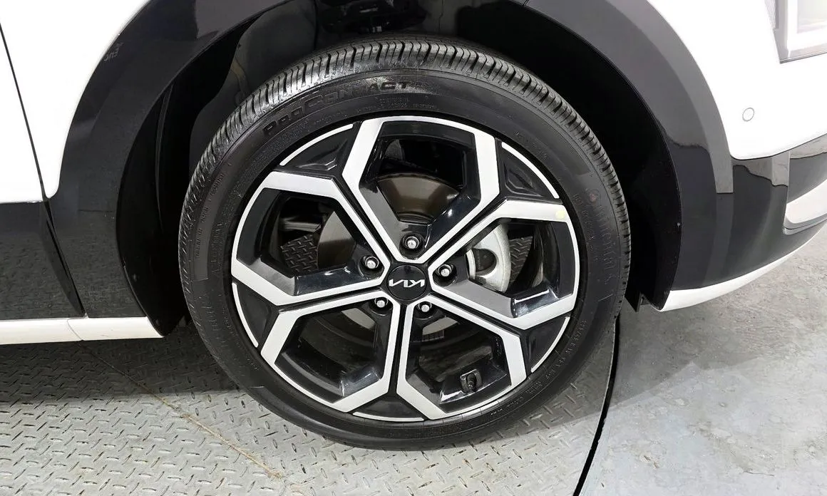 Kia Niro — фото 9