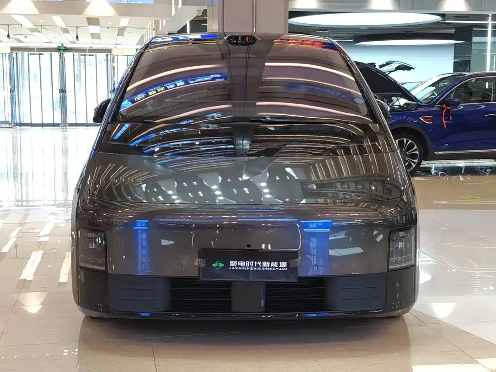 Li Auto MEGA — фото 10
