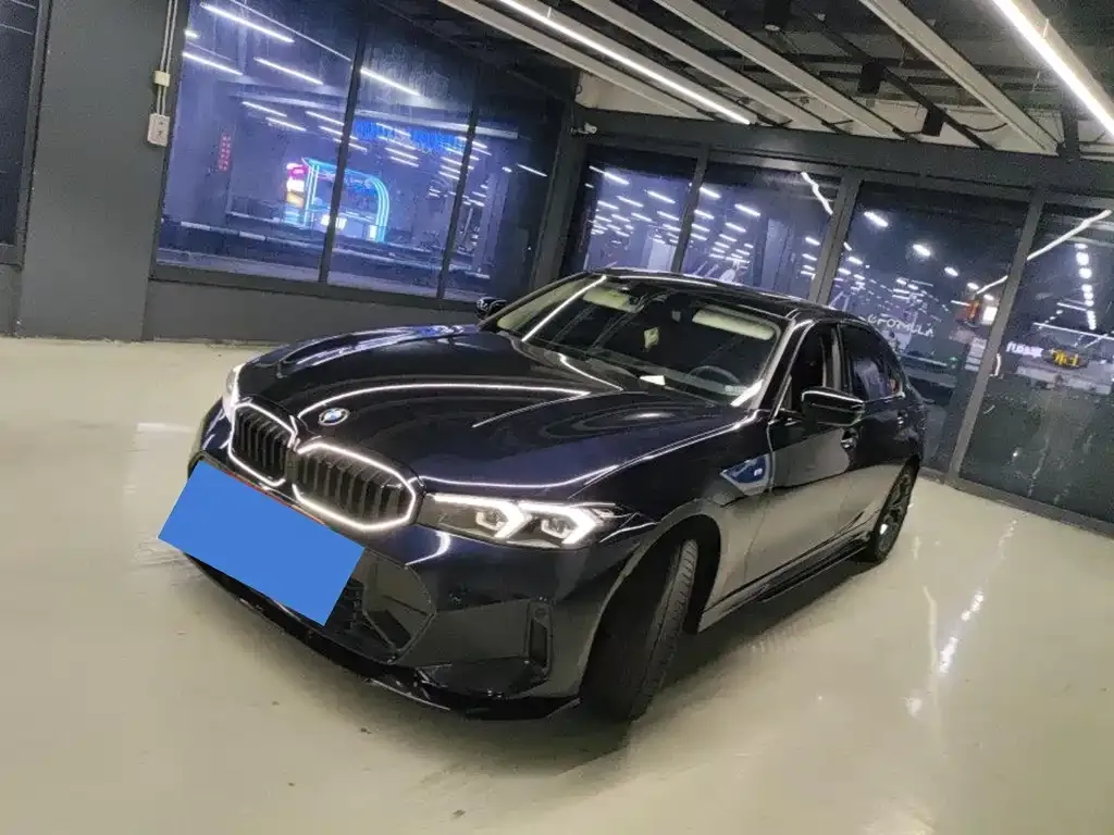 BMW 3 Series — фото 1