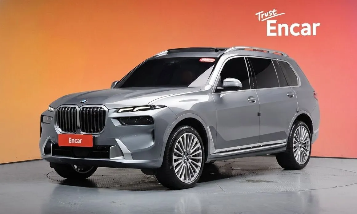 BMW X7 — фото 1
