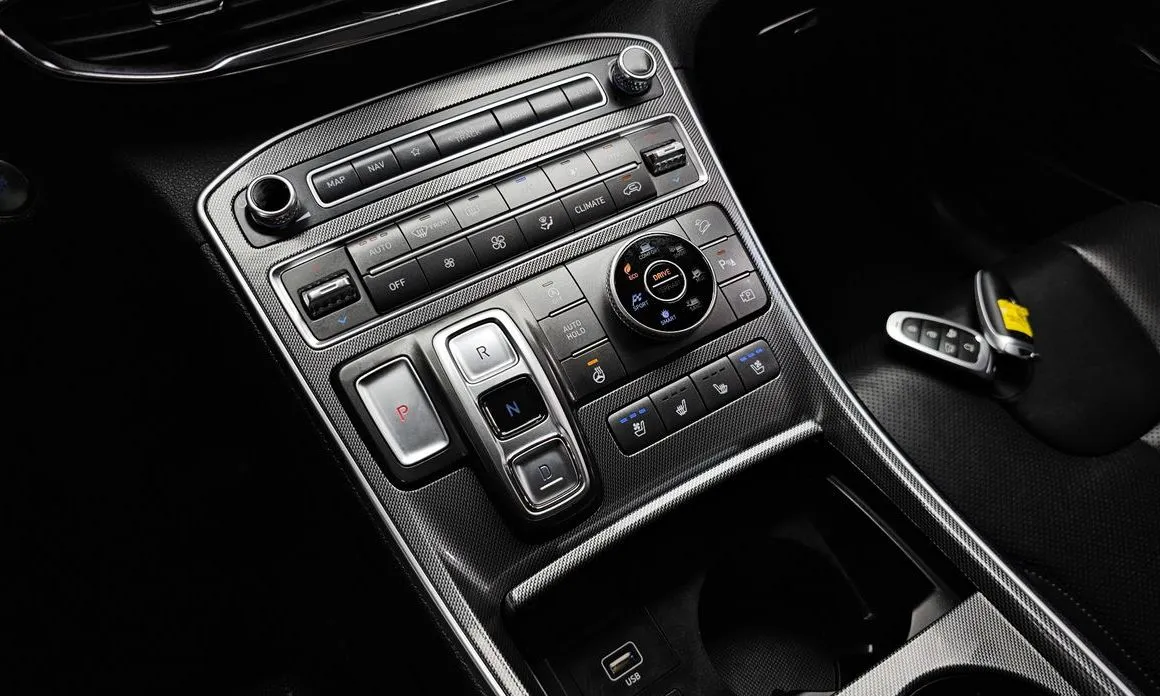 Hyundai Santafe — фото 6