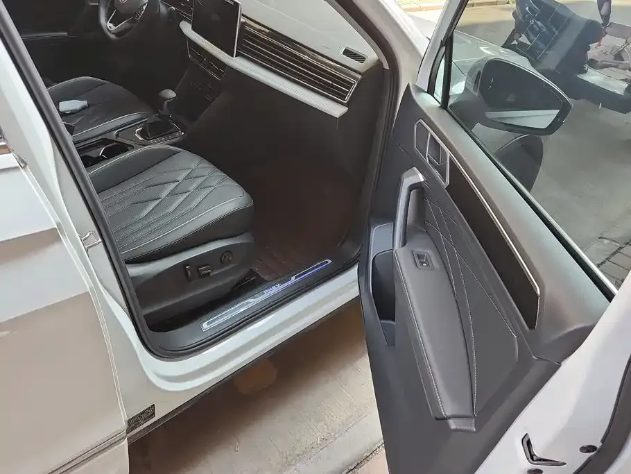 Volkswagen 途观L插电混动 — фото 3