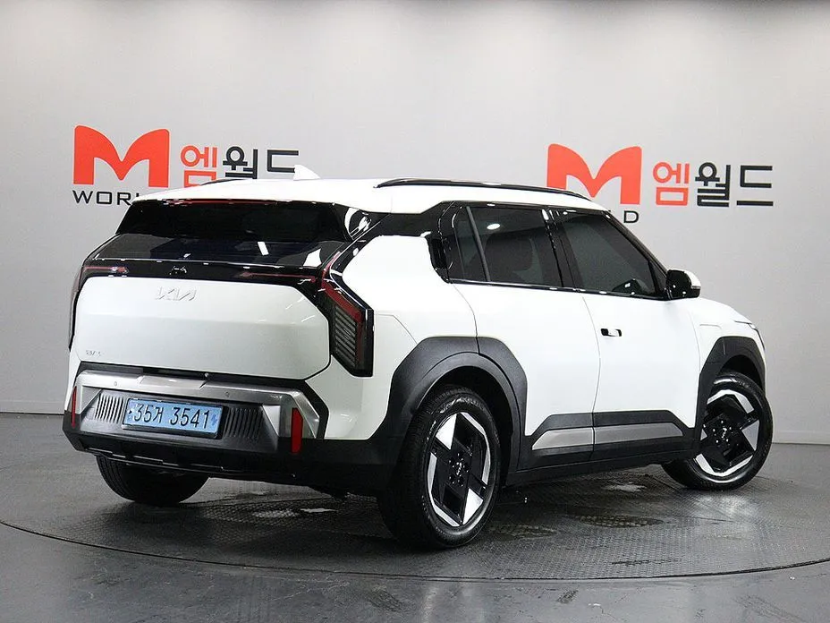 Kia EV3 — фото 7