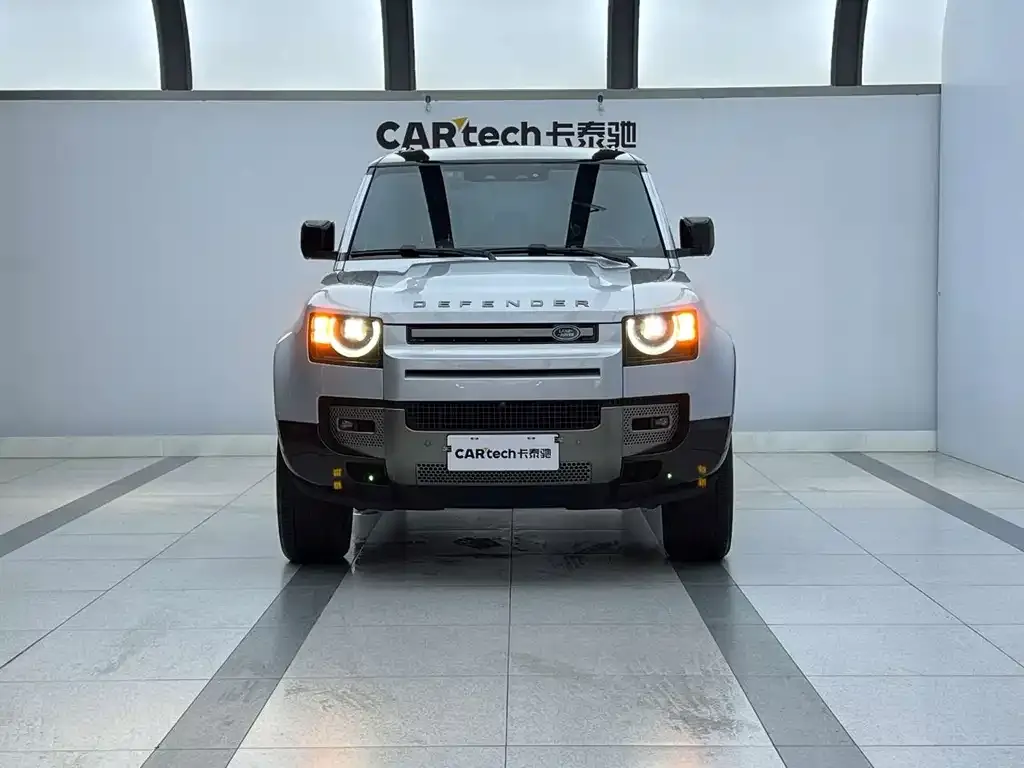 Land Rover Defender — фото 2