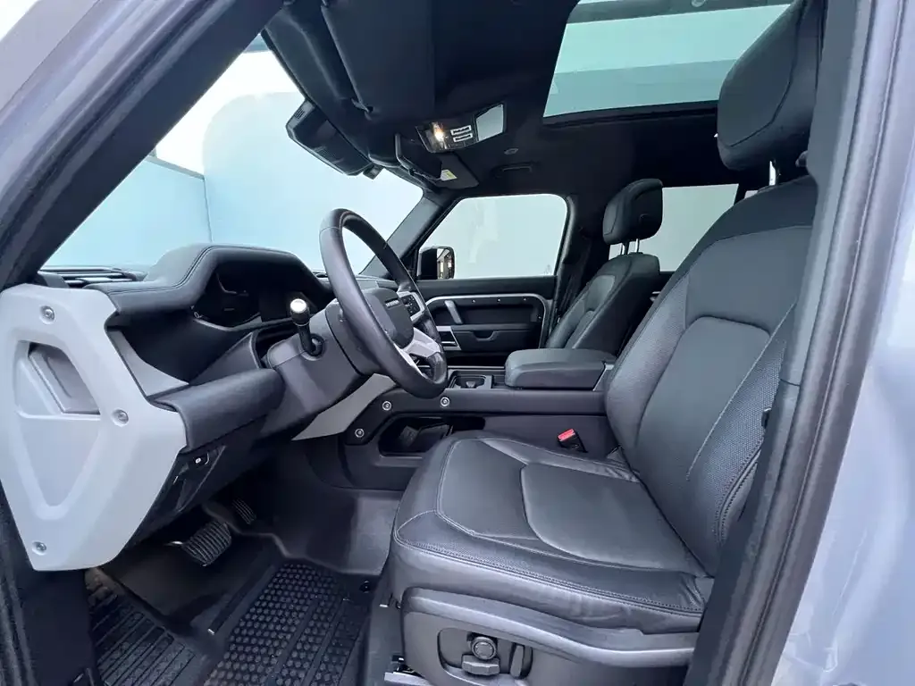 Land Rover Defender — фото 8