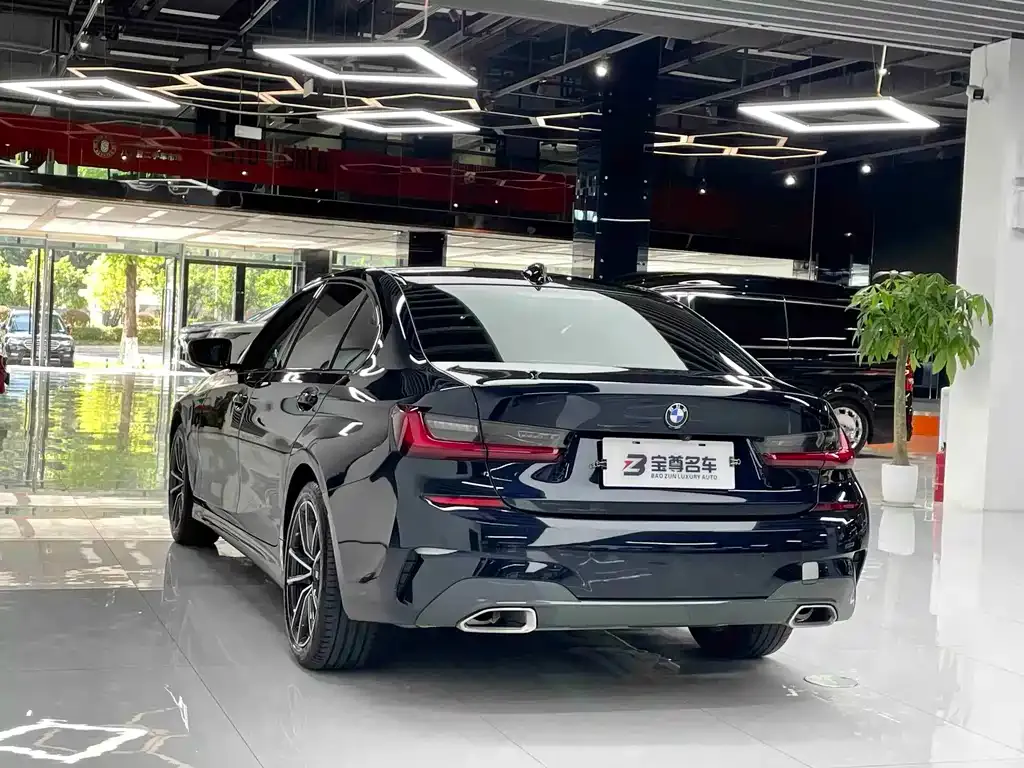 BMW 3 Series — фото 10