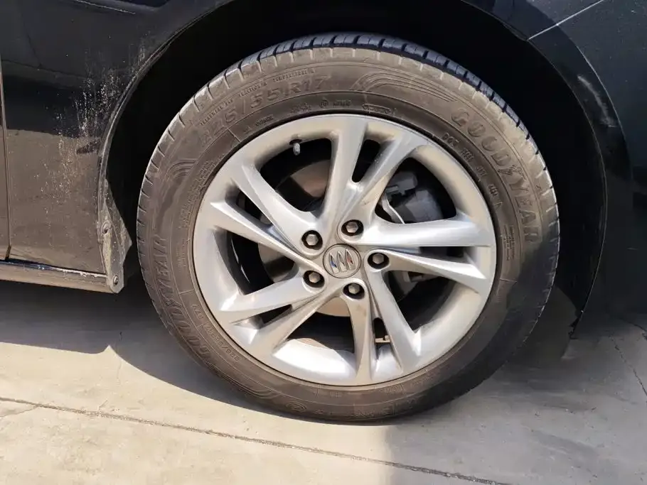 Buick Regal — фото 8