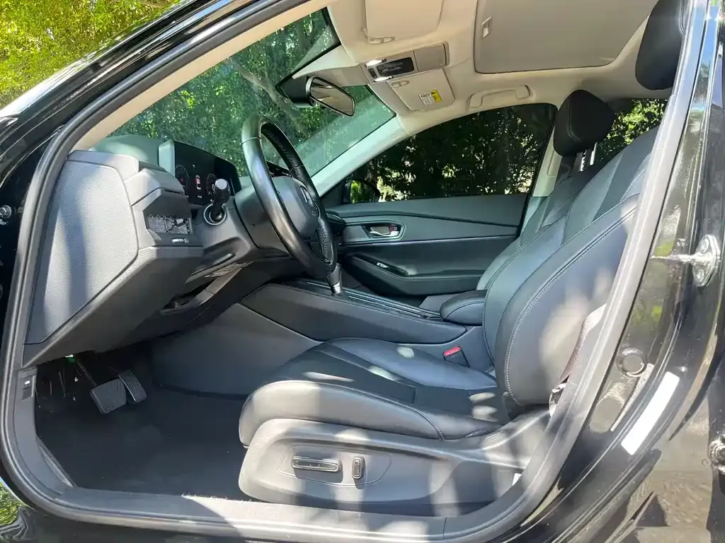 Honda Accord — фото 4