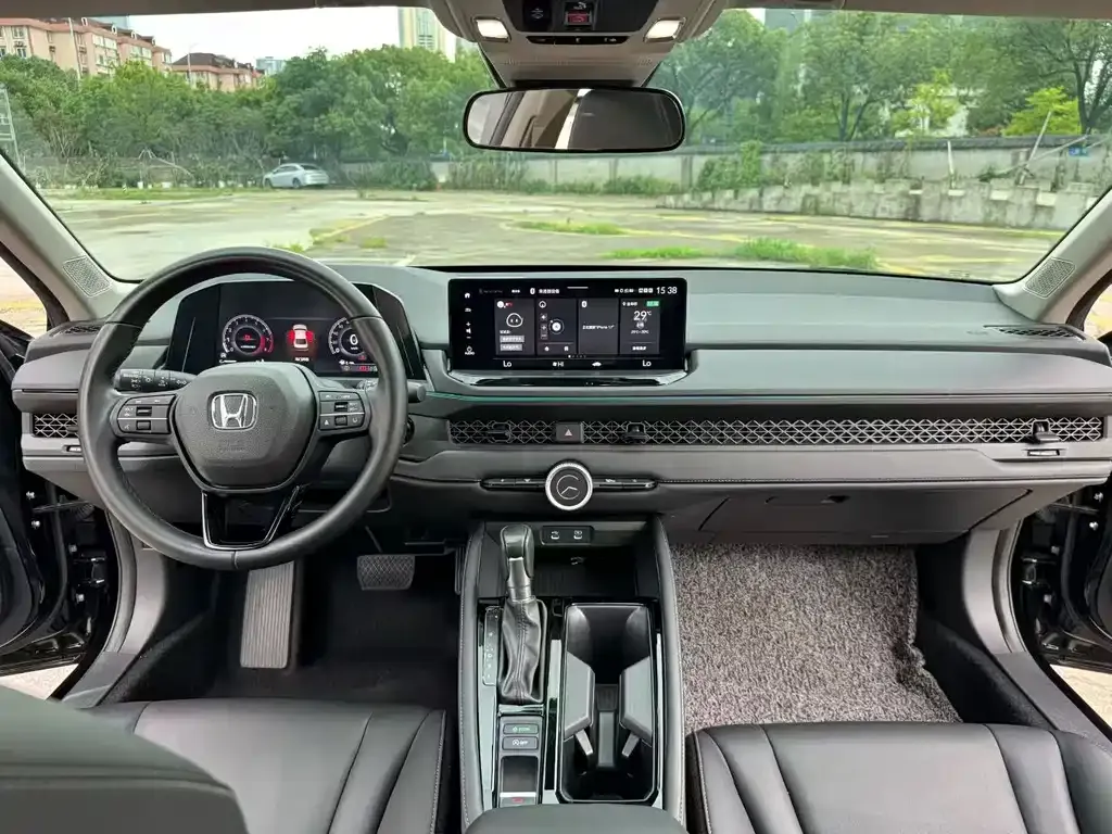 Honda Accord — фото 3