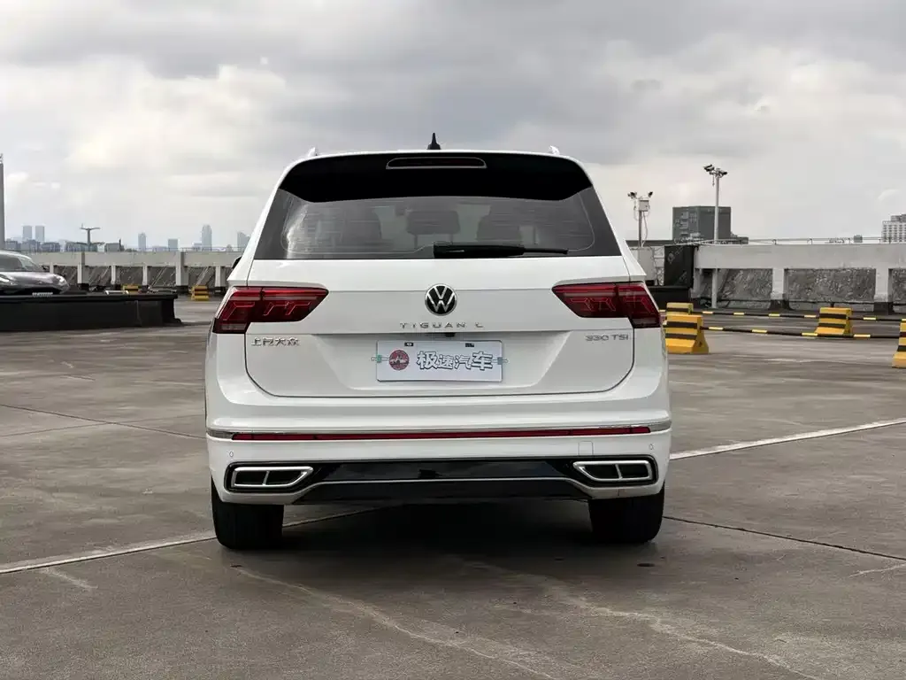 Volkswagen Tiguan L — фото 3