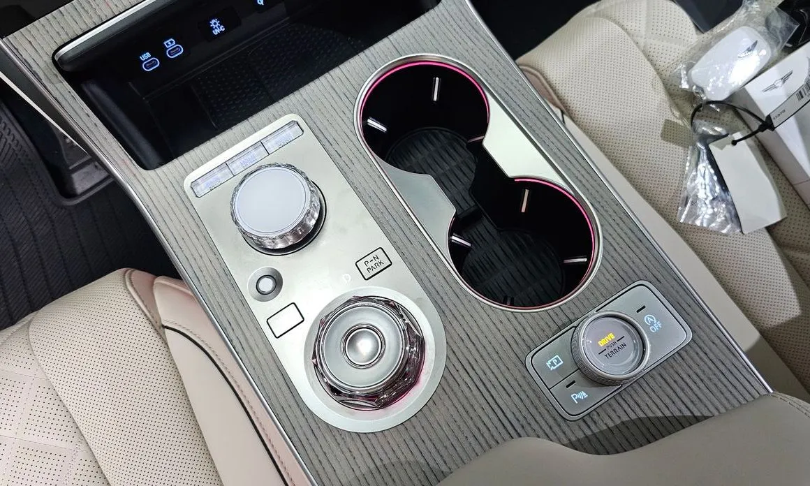 Genesis GV80 — фото 10