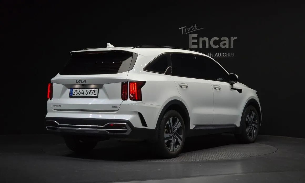 Kia Sorento — фото 4
