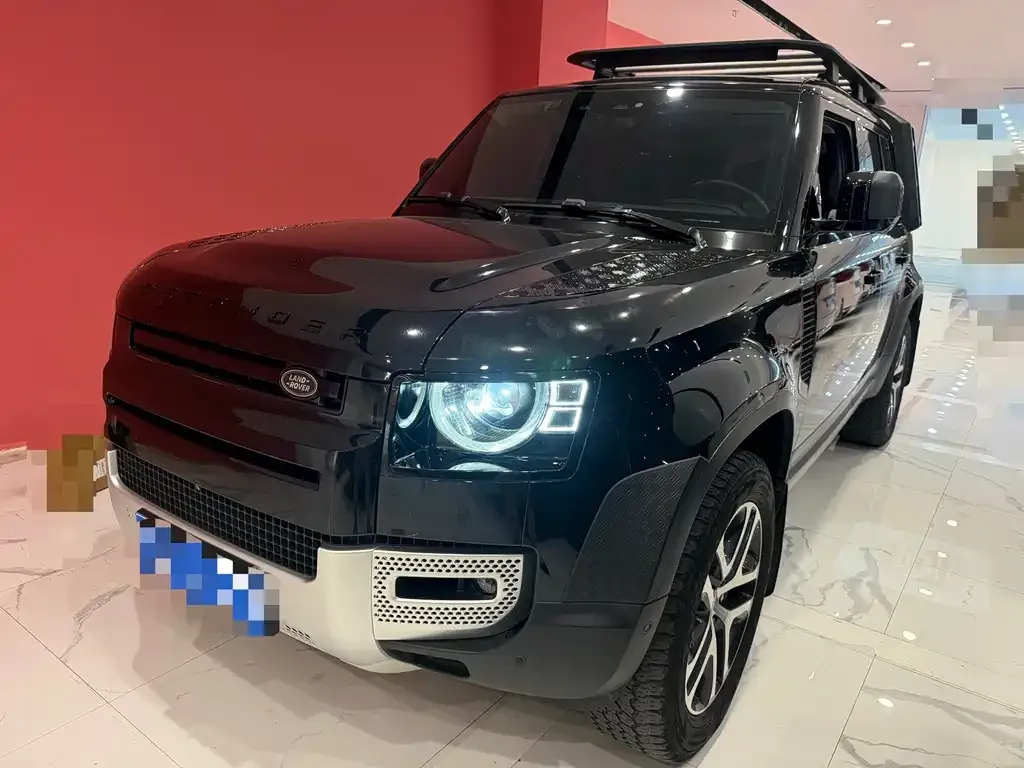 Land Rover Defender — фото 1