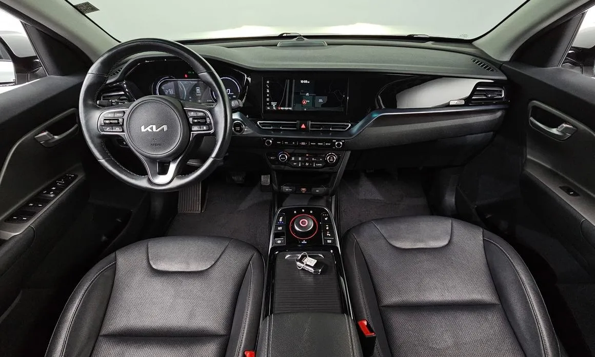 Kia Niro — фото 8
