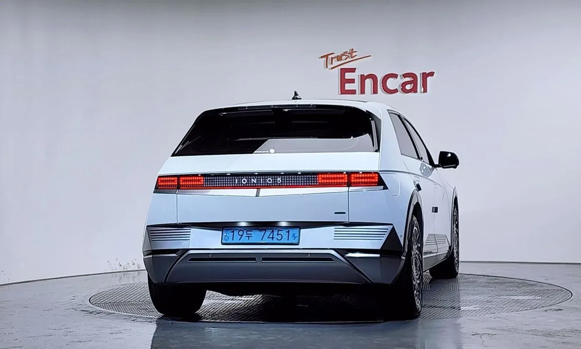Hyundai Ioniq5 — фото 3