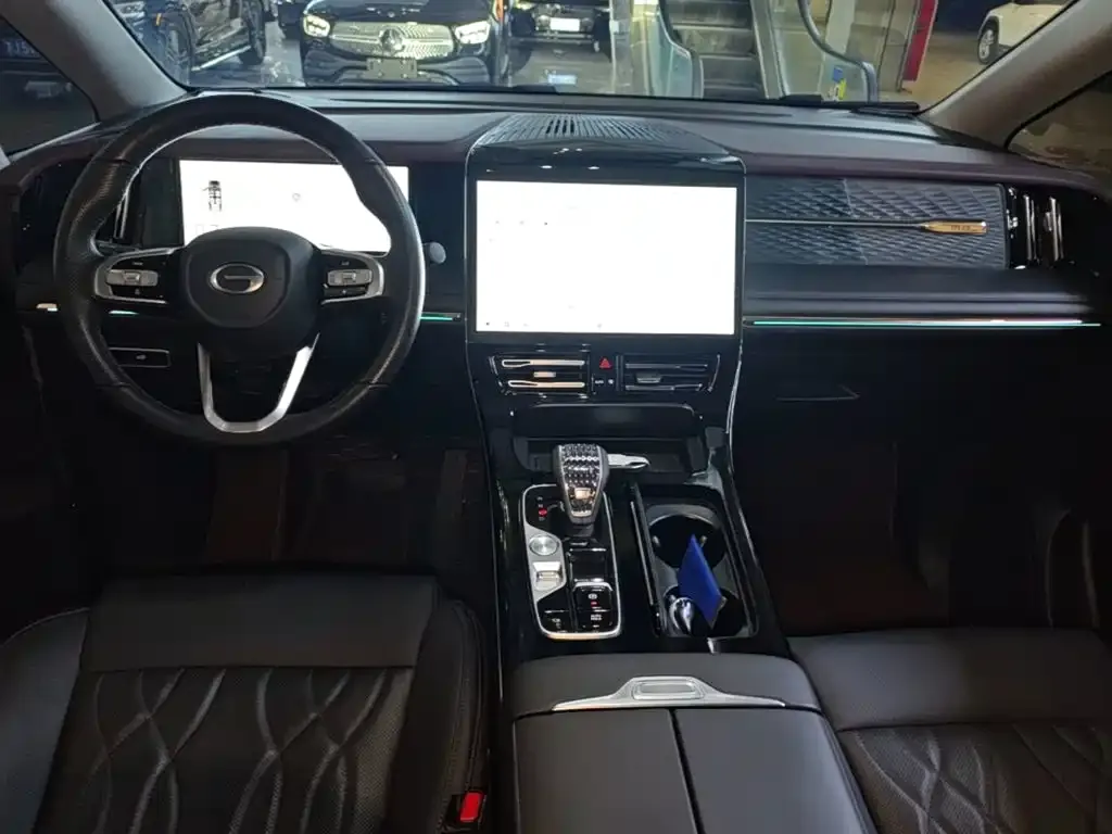 GAC Motor Trumpchi M8 — фото 10