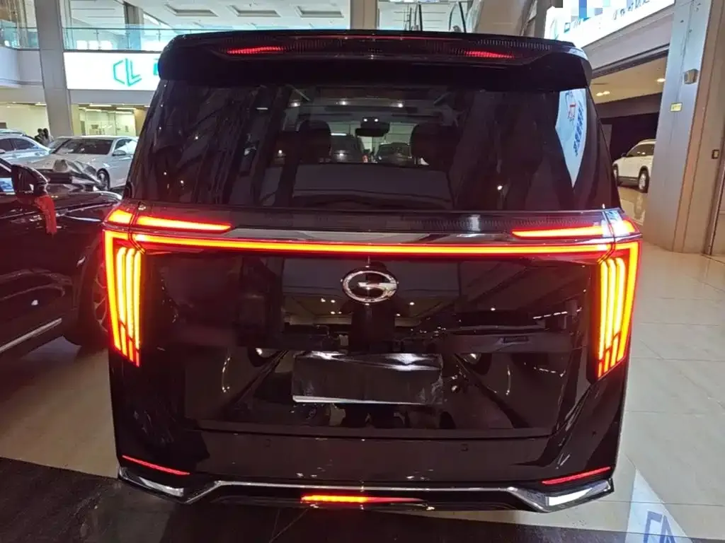 GAC Motor Trumpchi M8 — фото 9