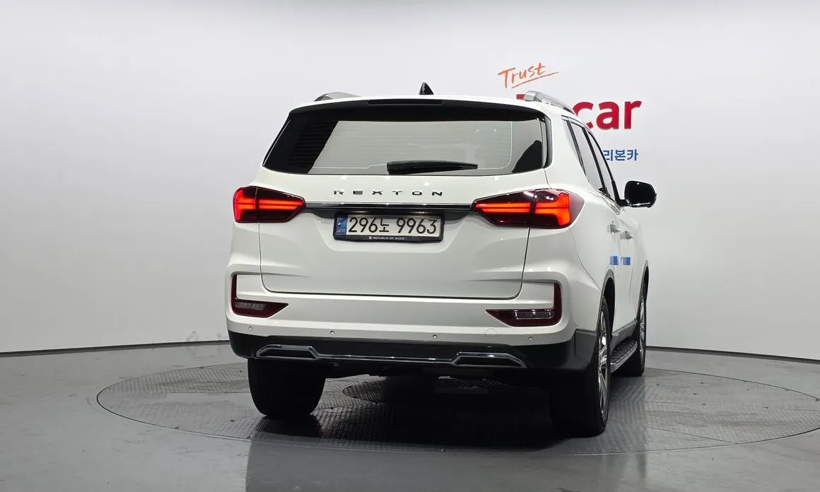 KG Mobility (Ssangyong) Rexton — фото 4