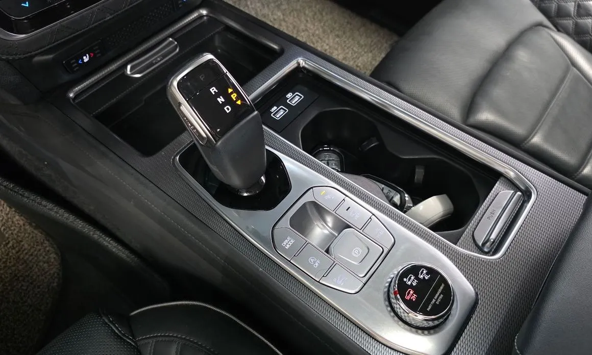 KG Mobility (Ssangyong) Rexton — фото 10