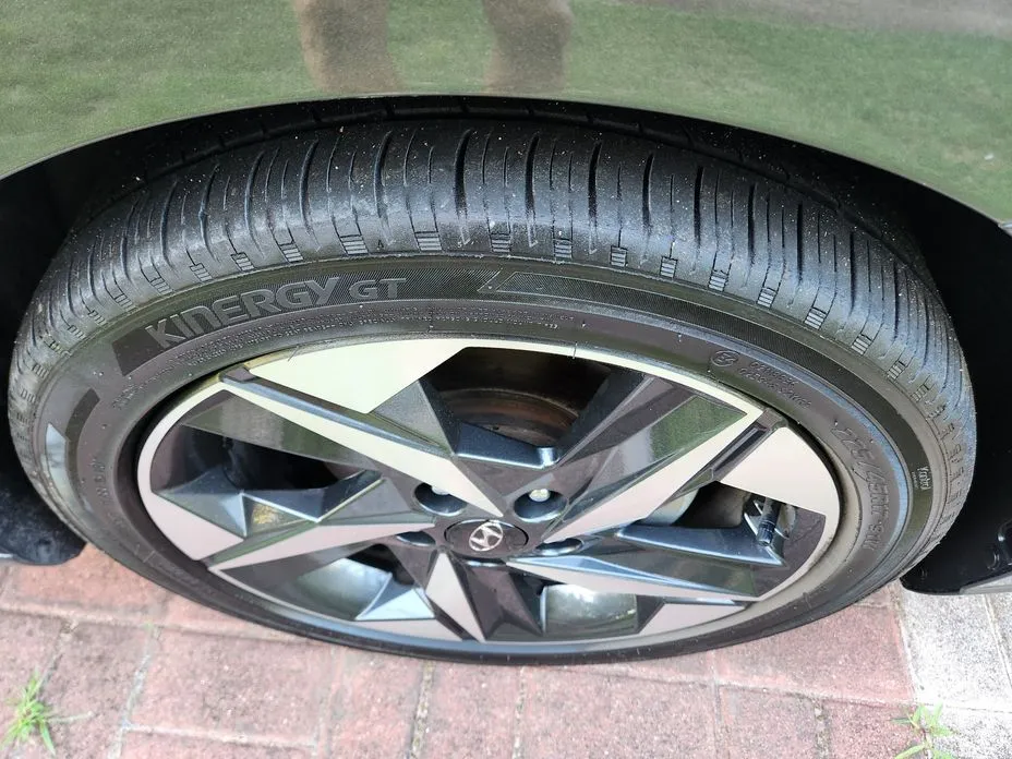 Hyundai AVANTE — фото 4