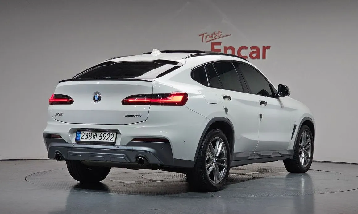 BMW X4 — фото 10