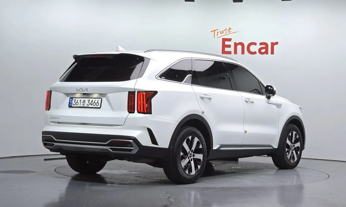 Kia Sorento — фото 6