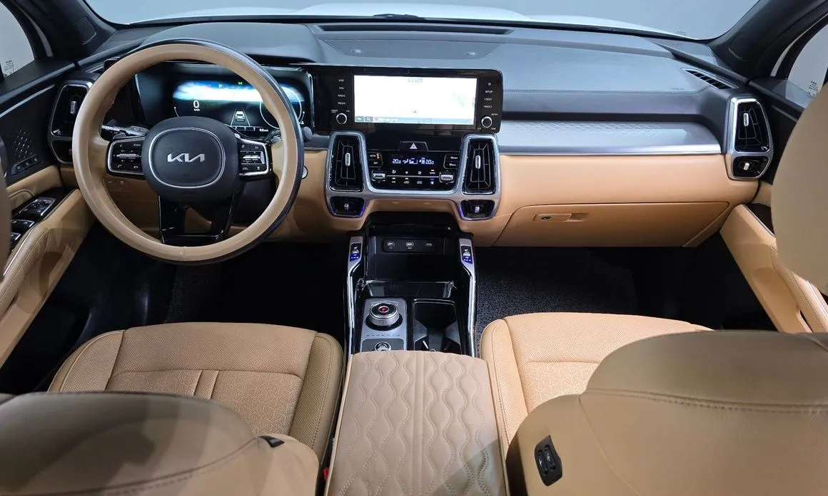 Kia Sorento — фото 10