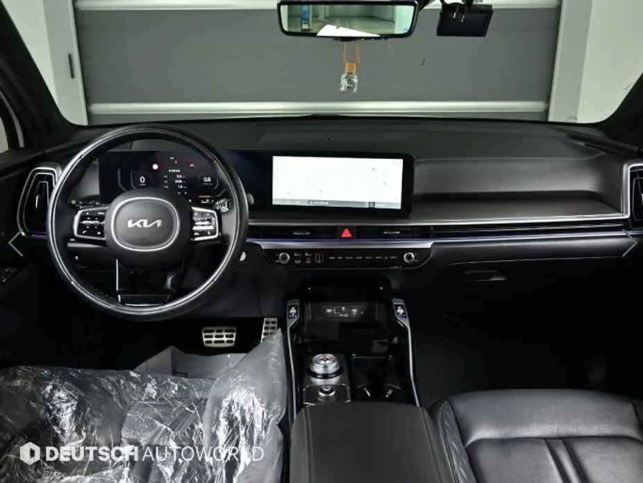 Kia Sorento — фото 8