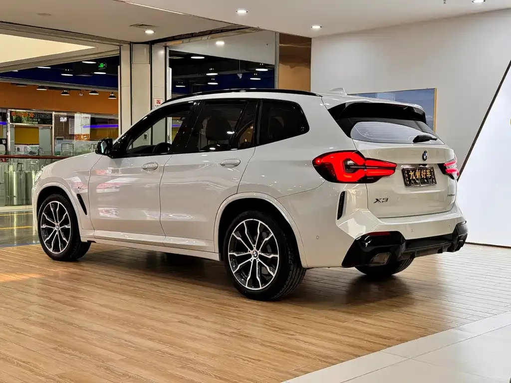 BMW X3 — фото 2