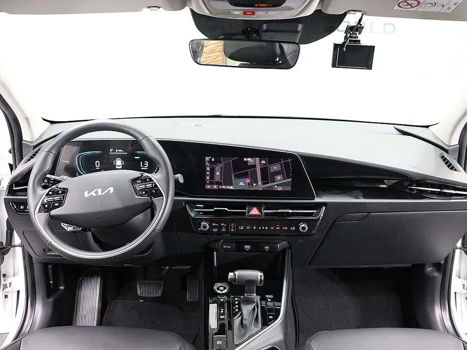 Kia Niro — фото 4