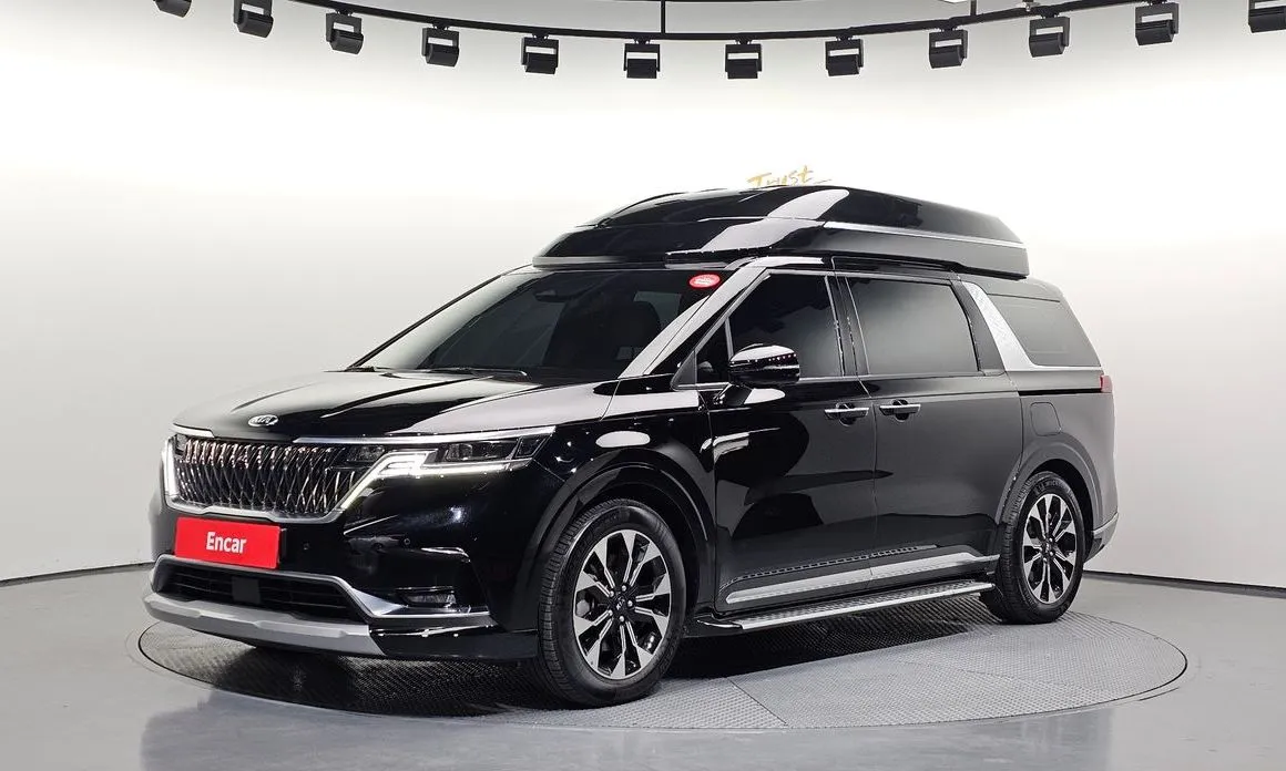 Kia Carnival — фото 1