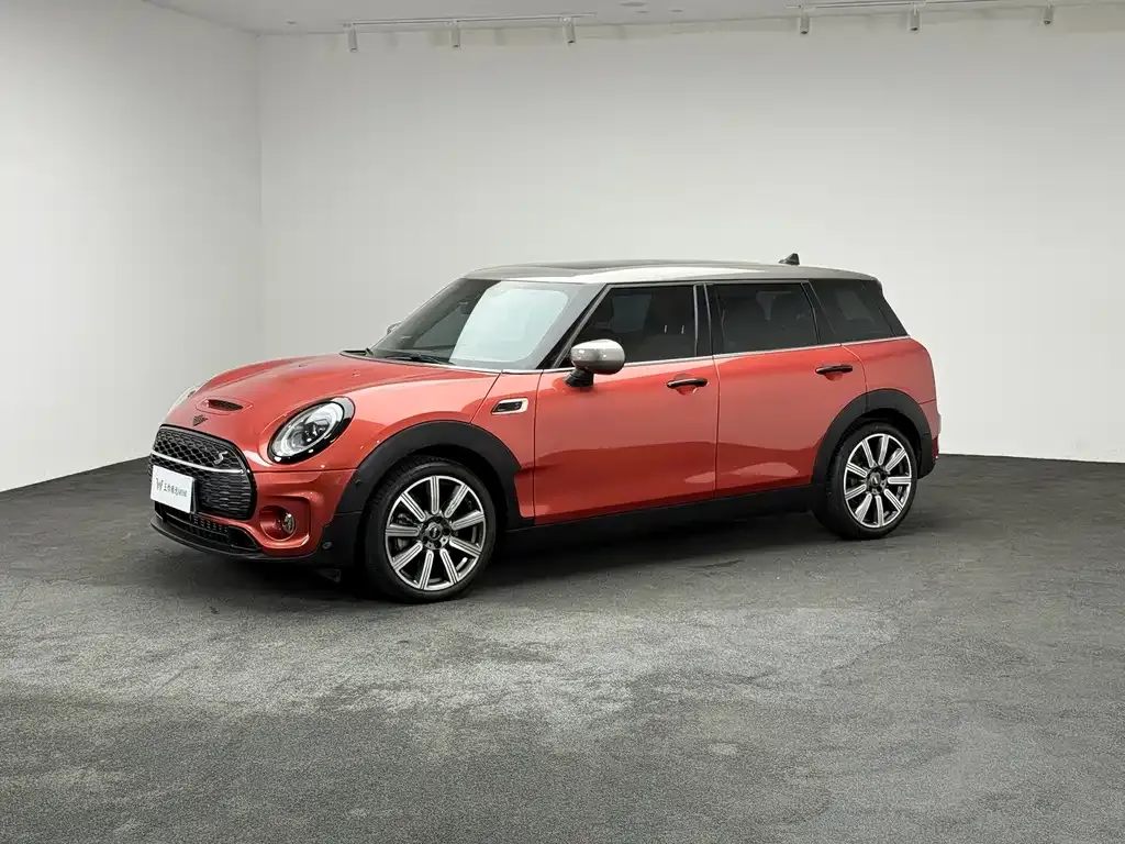 MINI Clubman — фото 3