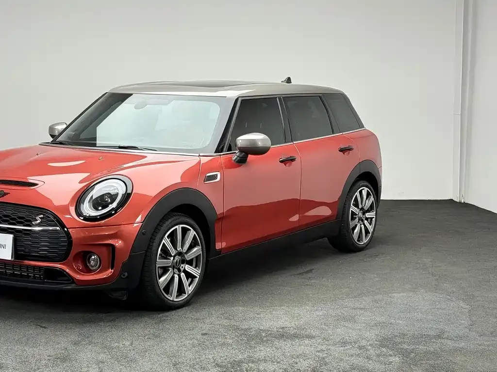 MINI Clubman — фото 5