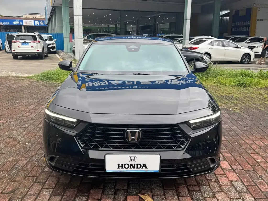 Honda Accord — фото 5