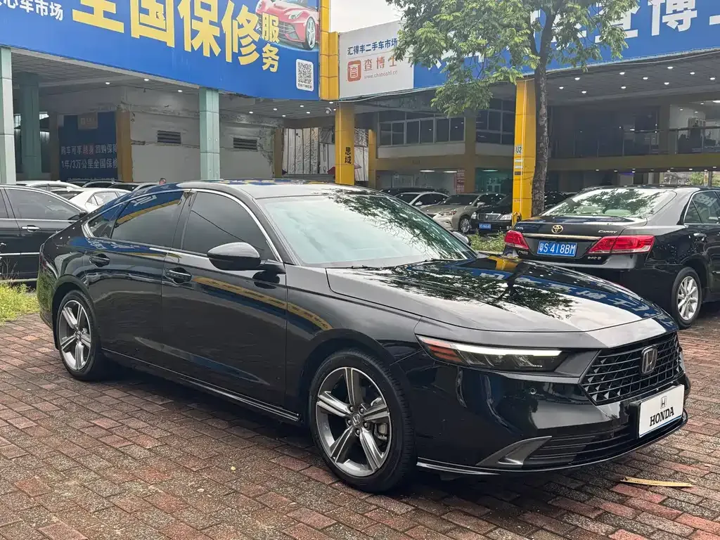 Honda Accord — фото 4
