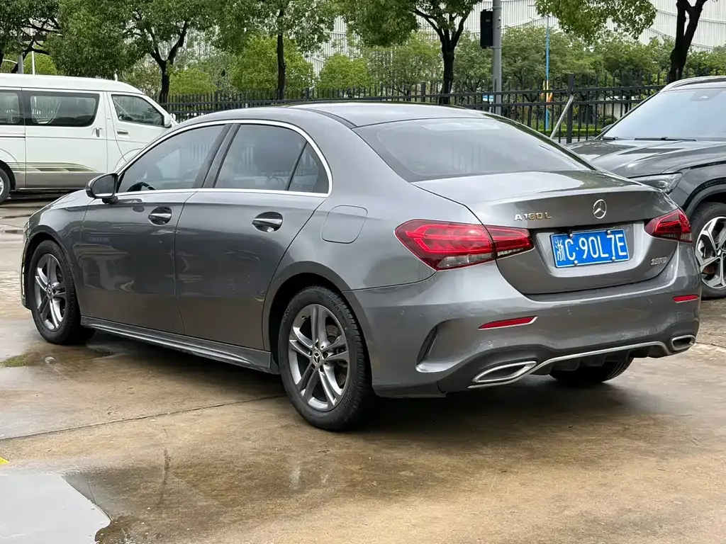 Mercedes-Benz A-Class — фото 10