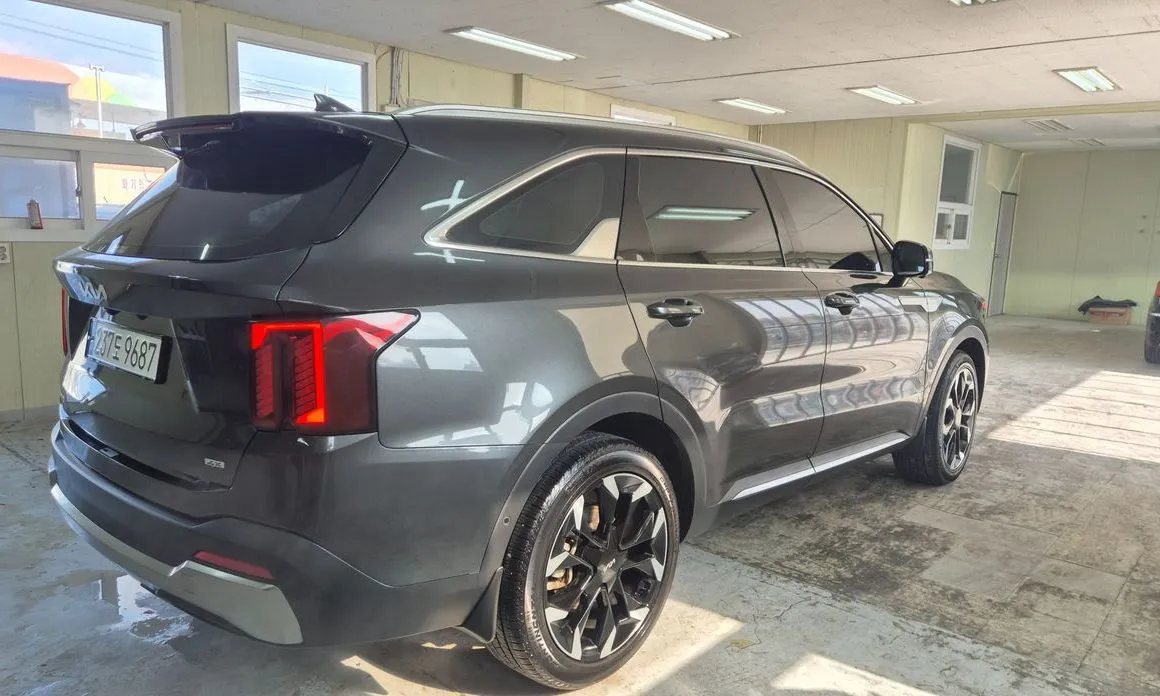 Kia Sorento — фото 4