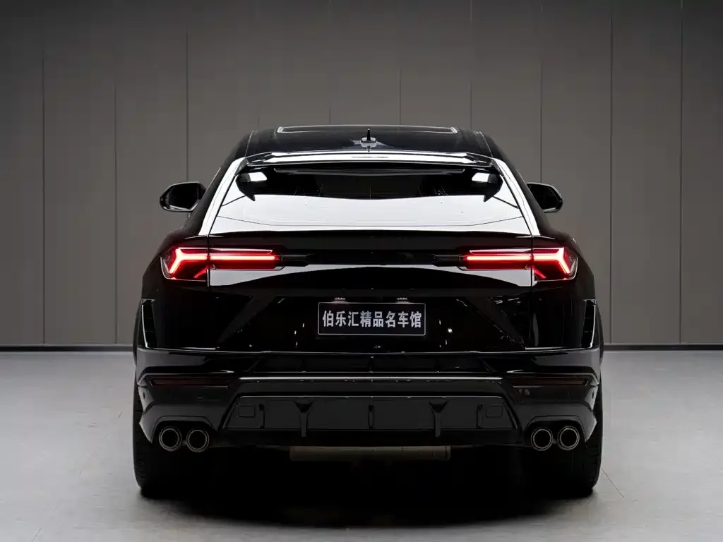 Lamborghini Urus — фото 3