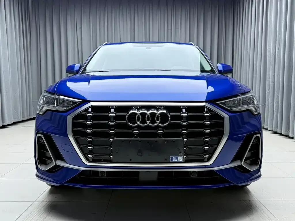 Audi Q3 — фото 4