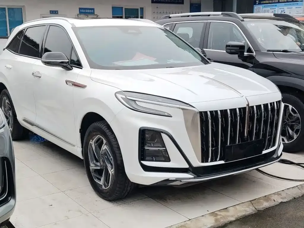 Hongqi HS3 — фото 3