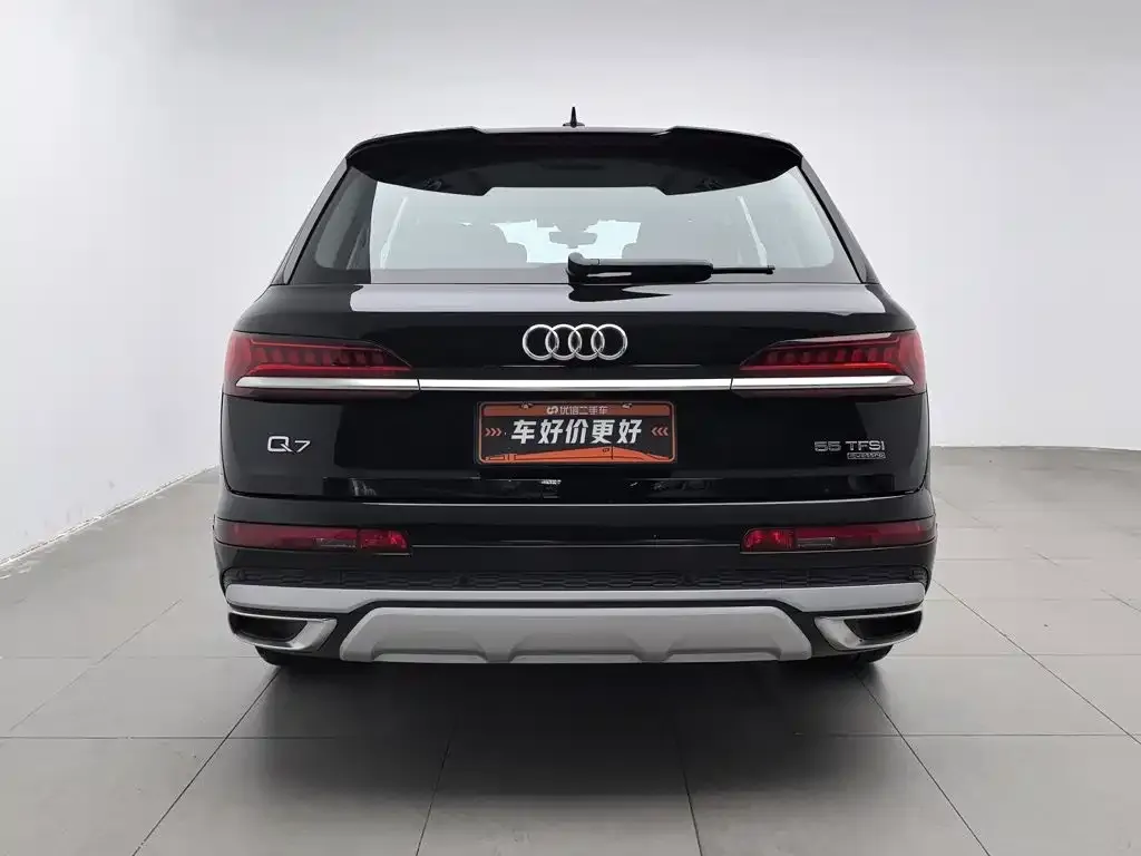 Audi Q7 — фото 5