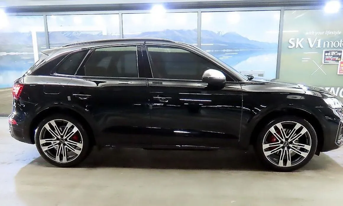 Audi SQ5 — фото 10