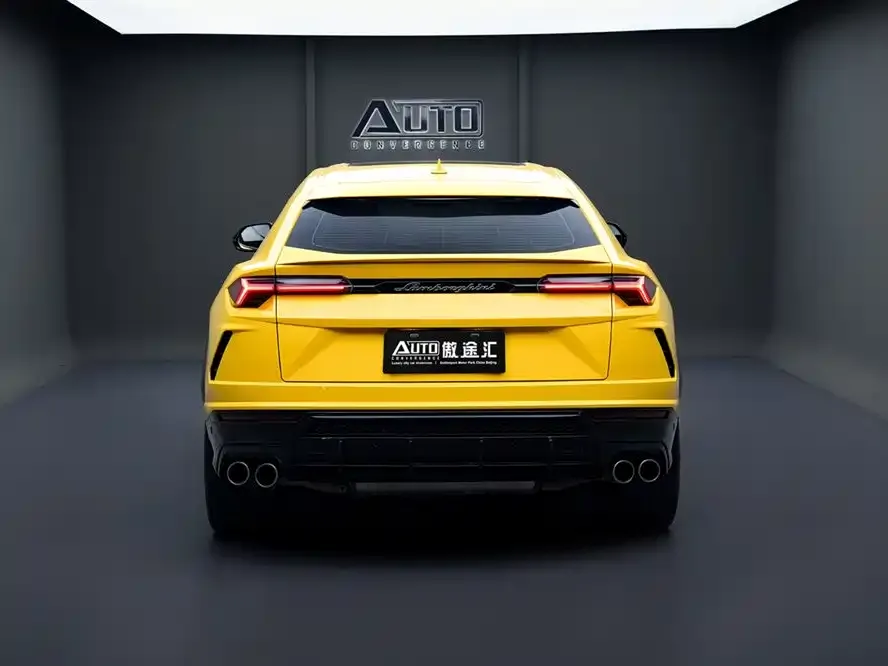 Lamborghini Urus — фото 3