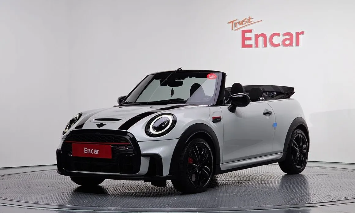 Mini Cooper Convertible — фото 1