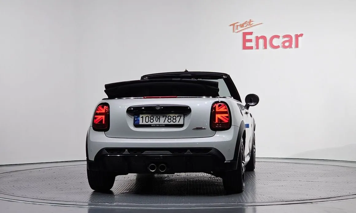 Mini Cooper Convertible — фото 3
