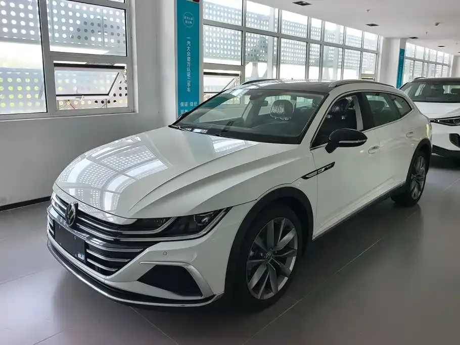 Volkswagen CC — фото 1